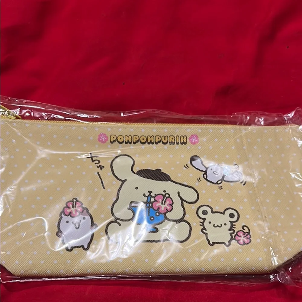 Pompompurin Stationery Set with Yellow Pouch